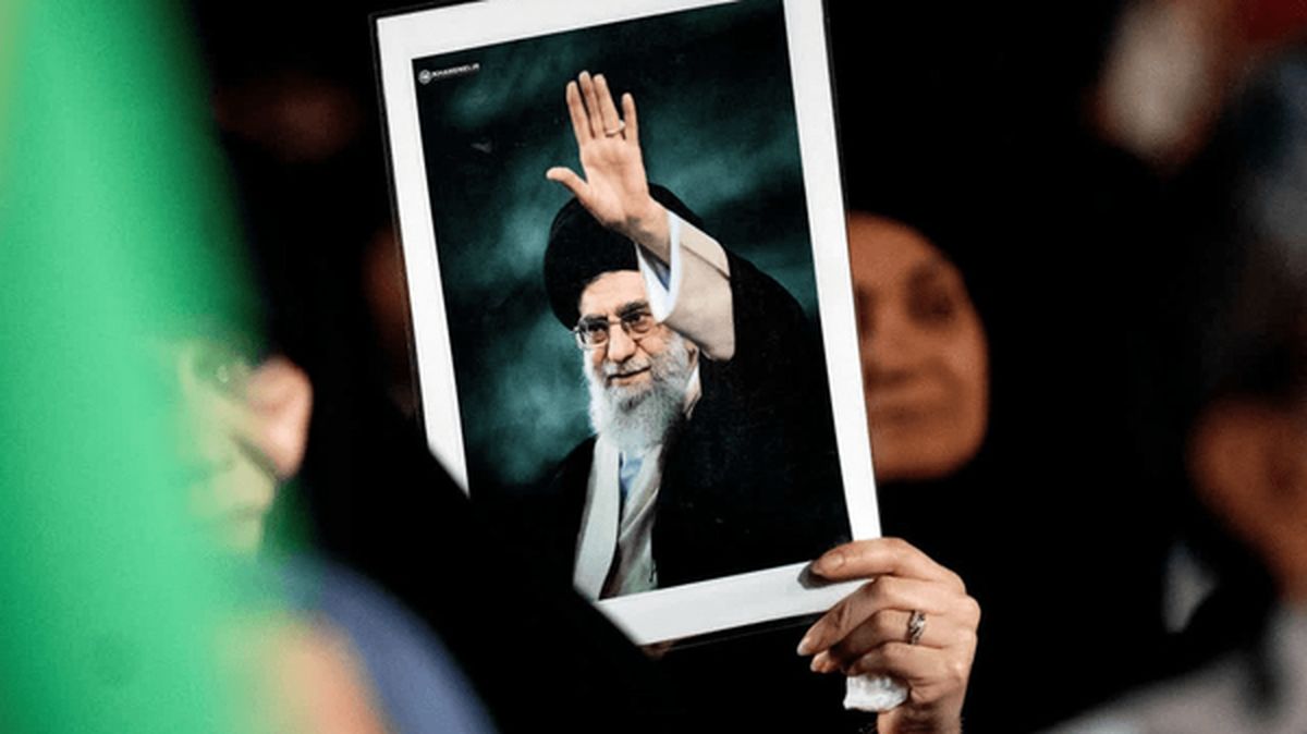 اطلاعیه آستان قدس رضوی درباره اقامه نماز بر پیکر رهبر شهید
