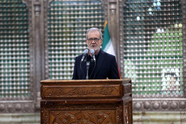 پزشکیان: هیچ قدرتی نمی‌تواند یک حکومتِ عادل را زمین‌گیر کند / مبلغ یارانه متناسب با تورم اصلاح خواهد شد/ باید رفتارمان با مردم را تغییر دهیم