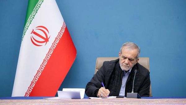 پزشکیان: رژیم صهیونیستی از آگاهی مردم واهمه دارد / ملت ایران نقشه دشمن برای هرج‌ومرج را ناکام گذاشت
