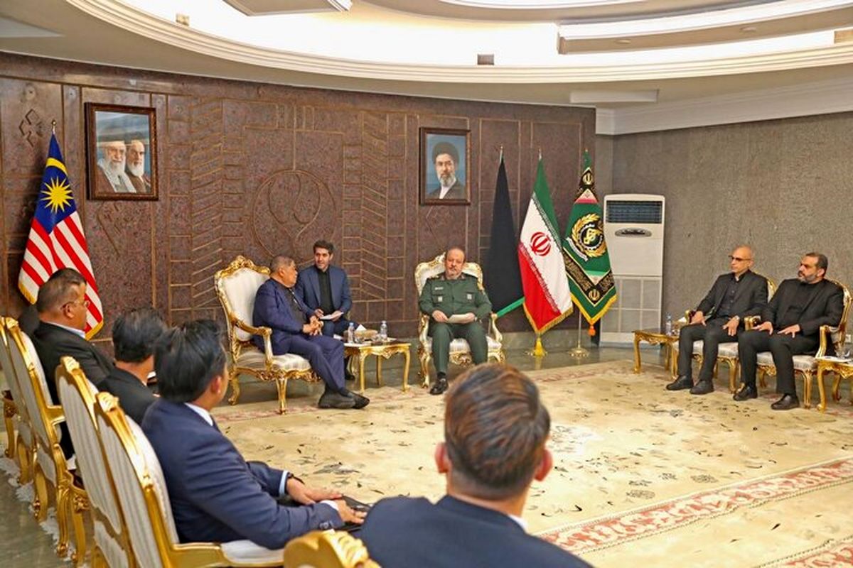 روایت سرپرست وزارت دفاع از امضای تفاهم‌نامه آتش بس با درخواست همسایگان