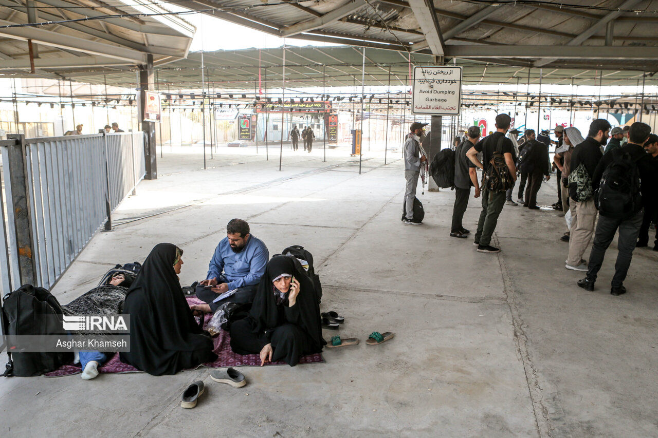 تصاویر: زائران اربعین در مرز مهران