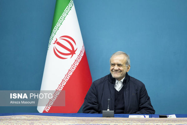 تصاویر: آیین بهره‌برداری از پروژه‌های عمرانی مناطق آزاد با حضور رئیس جمهور