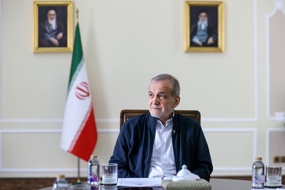 سفر غیررسمی پزشکیان به ارومیه/ رییس جمهور: تغییر رفتار مهمترین اصل در مدیریت مصرف انرژی است