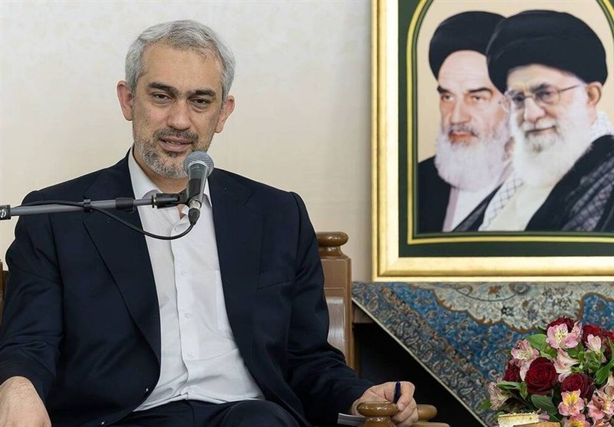 وزیر اقتصاد: مسیر تحول اقتصادی کشور از مناطق آزاد می‌گذرد