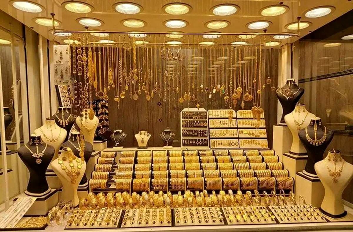 پیش‌بینی قیمت طلا در ماه صفر ۱۴۰۴ | ادامه رکود یا بازگشت رشد؟