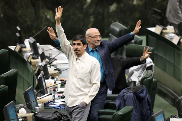 تصاویر: نشست علنی سه شنبه ۱۴ بهمن ماه مجلس شورای اسلامی