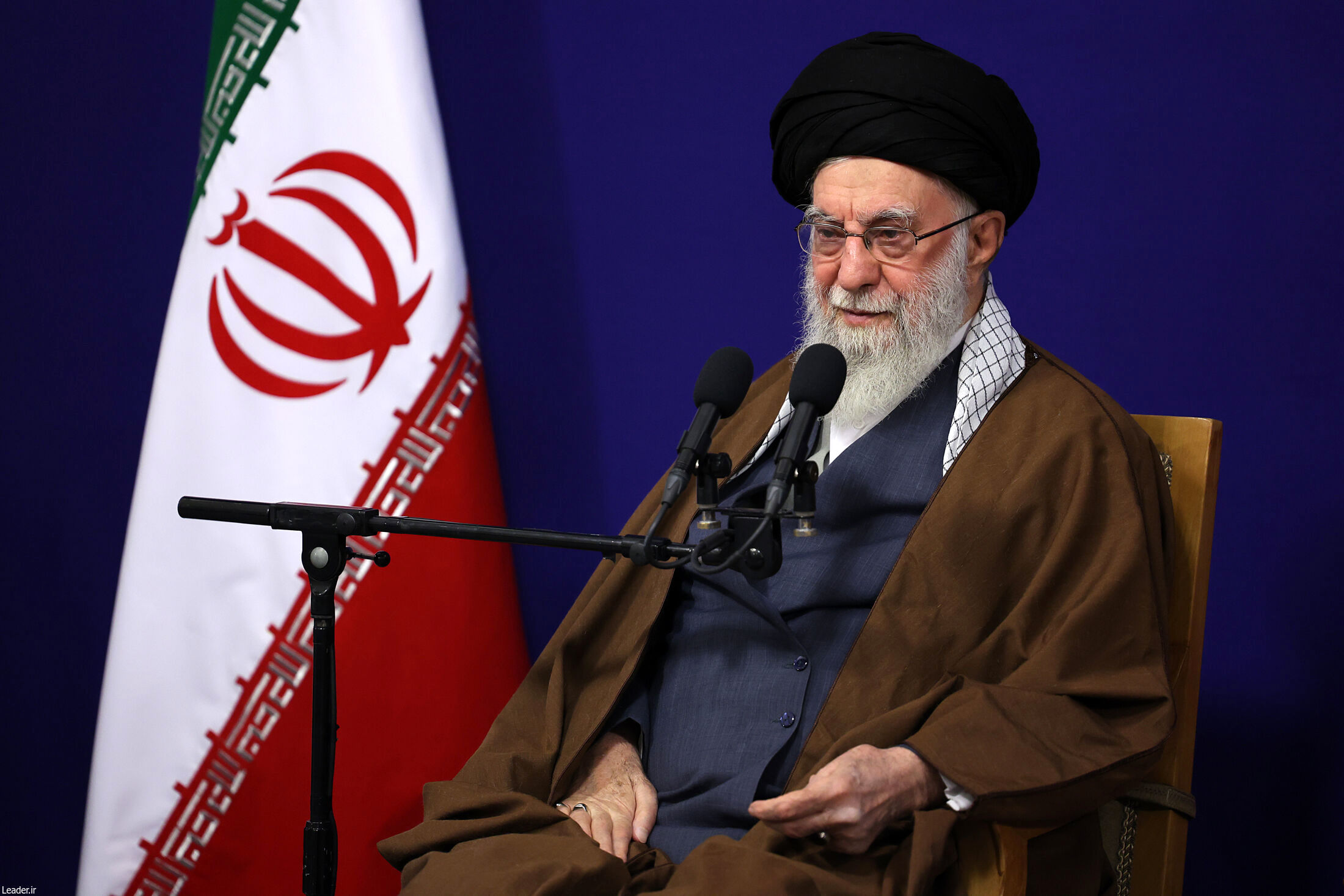 فیلم کامل بیانات رهبر انقلاب در دیدار با اعضای کنگره بزرگداشت مرحوم آیت‌الله میلانی