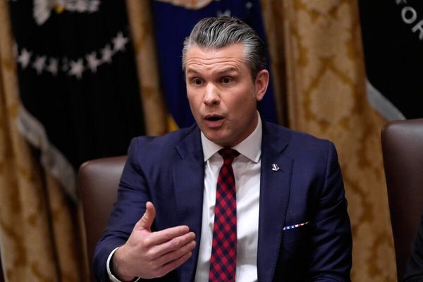 وزیر جنگ آمریکا: قصد در افتادن با چین را نداریم