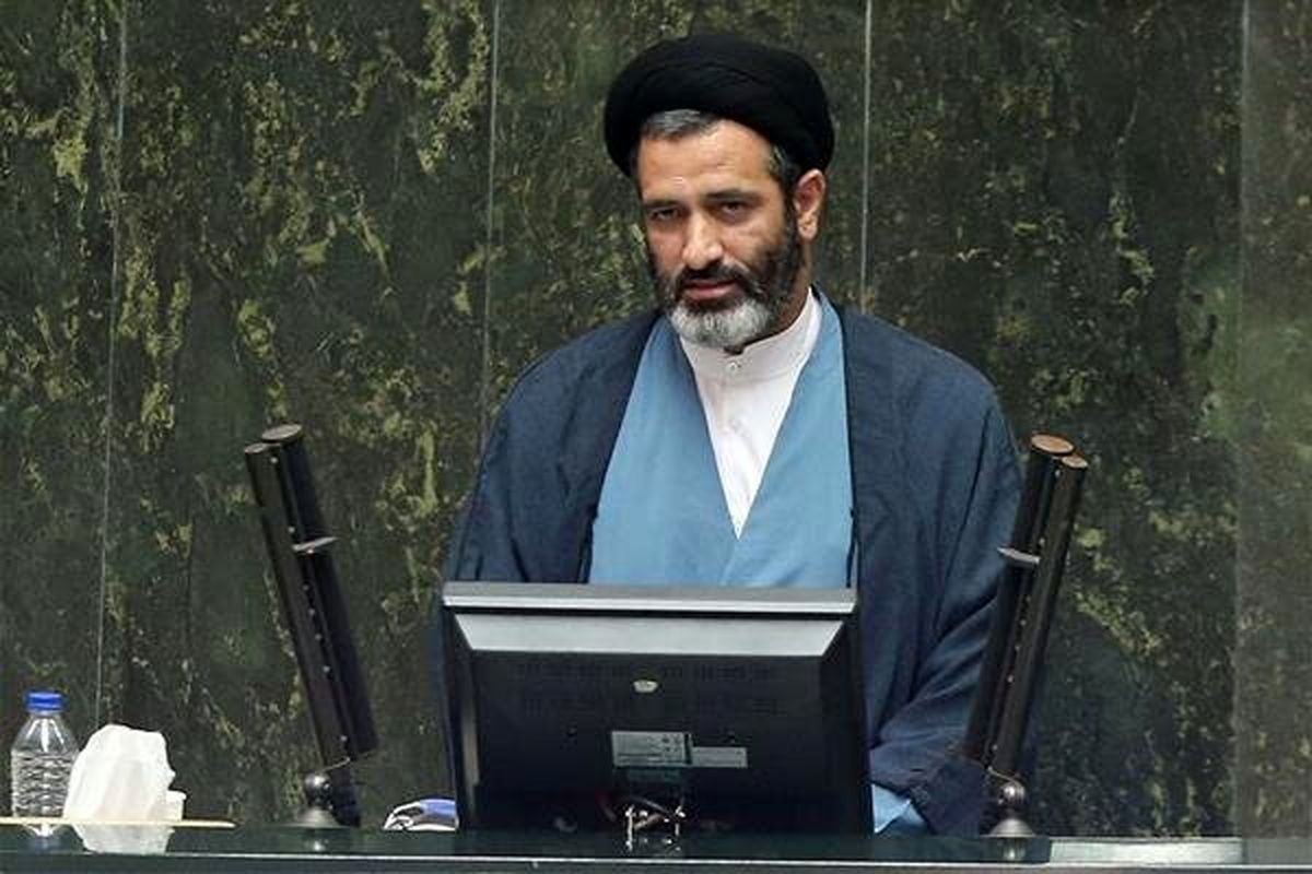 انتقاد حسینیکیا به بانکها