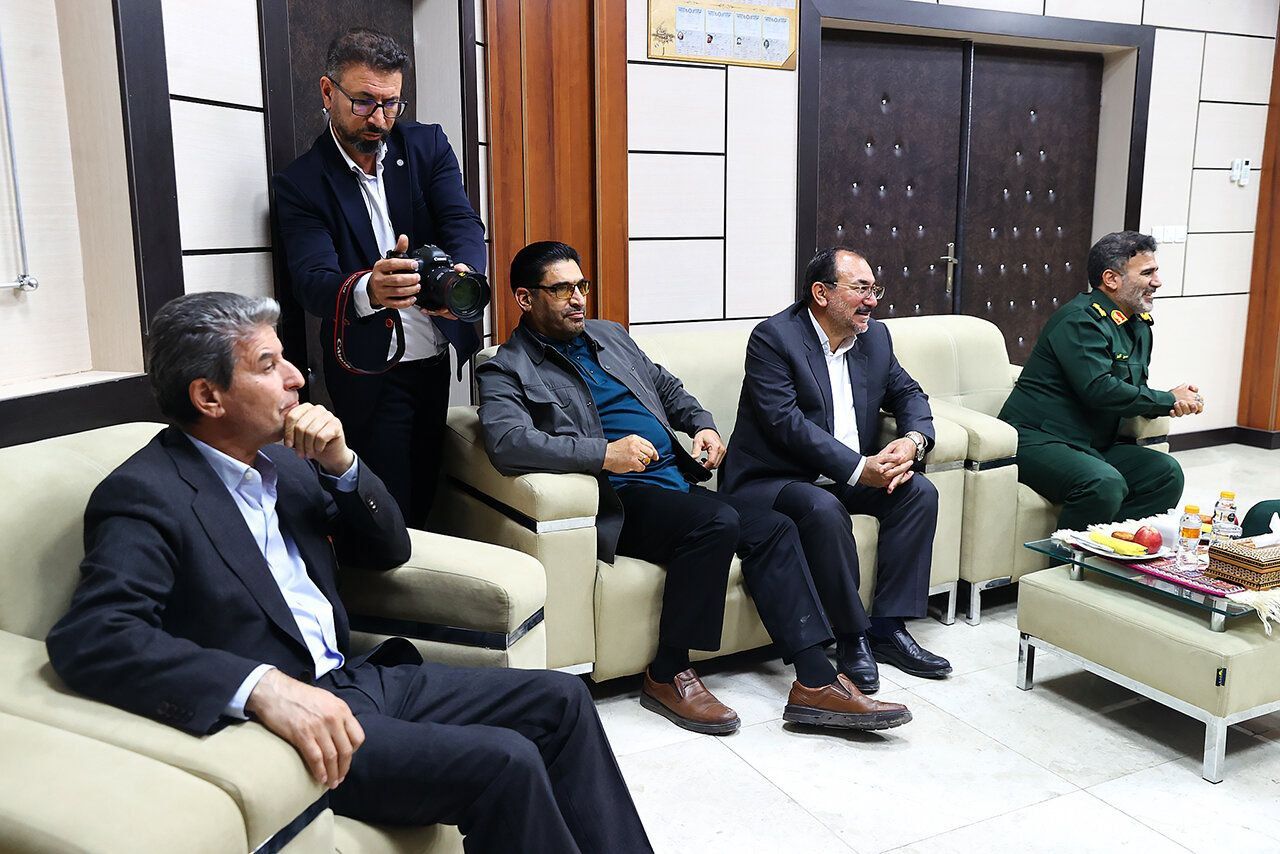 تصاویر: نشست قالیباف با استاندار و نمایندگان خراسان شمالی