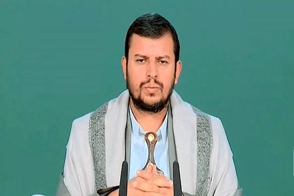 رهبر انصارالله: ایران در جنگ با طاغوت‌های زمانه، پیروز شد