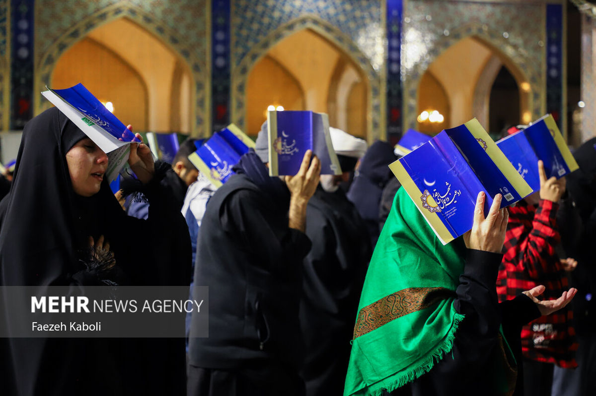 تصاویر هوایی از حرم مطهر امام رضا (ع) در سومین شب لیالی قدر 
