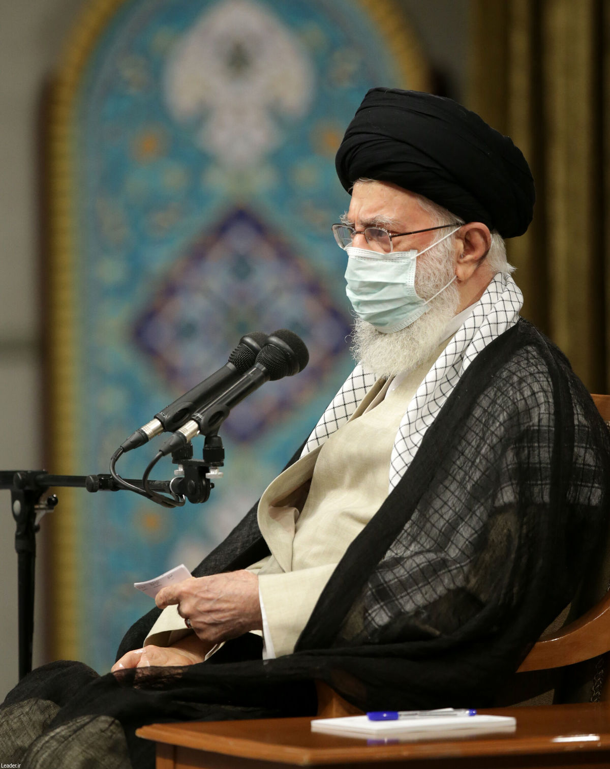 رهبر انقلاب: دیپلماسی را به مسئله هستهای متصل نکنید