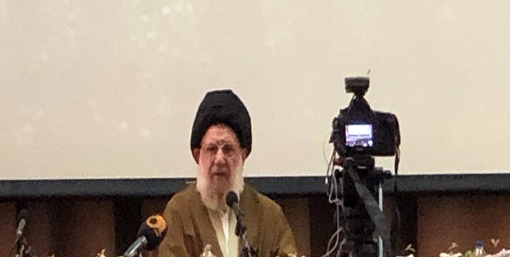 رئیس‌جمهور به آیت‌الله سیدمحمد خامنه‌ای تسلیت گفت