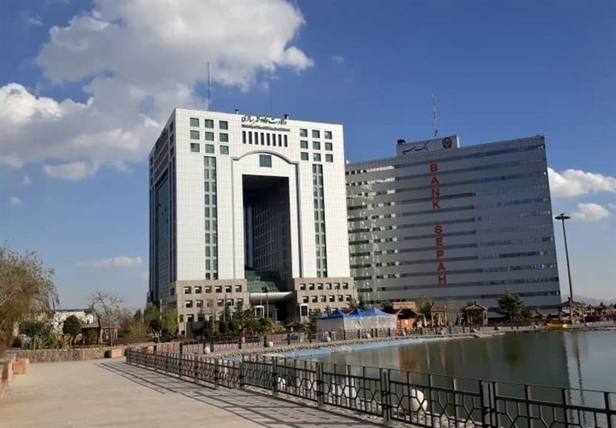 اخذ مالیات از خانههای خالی شمال تهران، قیمت مسکن را کاهش میدهد