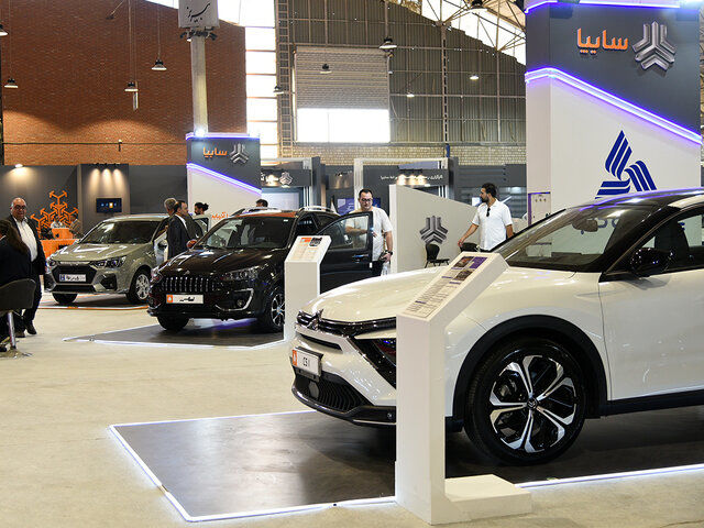 ماشین های سایپا و پارس خودرو چه قدر افزایش قیمت دادند؟ + جدول