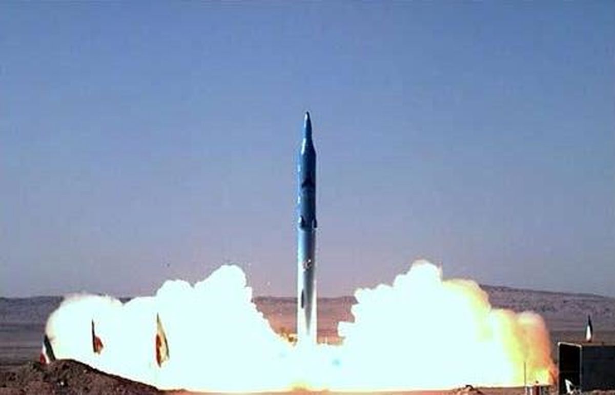 بررسی عملكرد و كاركرد موشك بالستیك سجیل +تصاویر