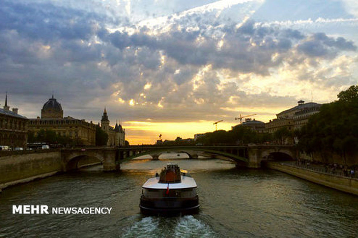 هشدار وزارت خارجه: به فرانسه نروید