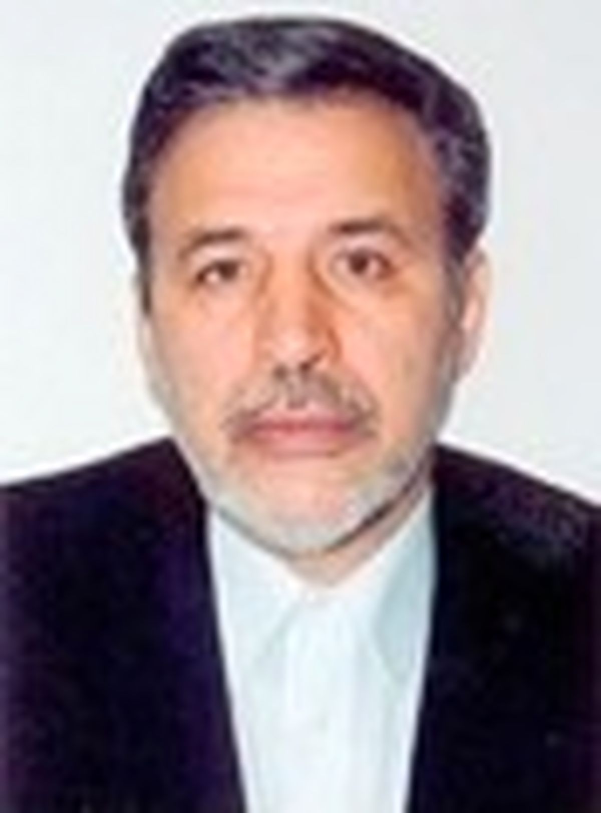 کليددارانديپلماتيکروحانیچهکسانيهستند؟