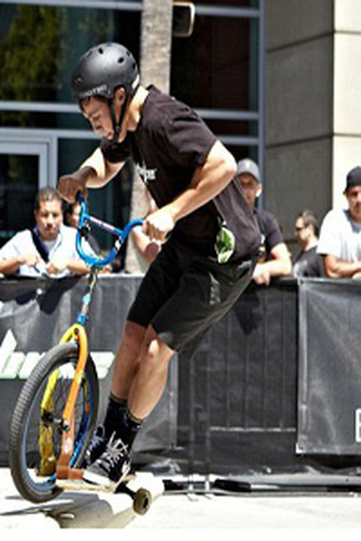 وسیلهای برای اسکی در خیابان/تصاویر