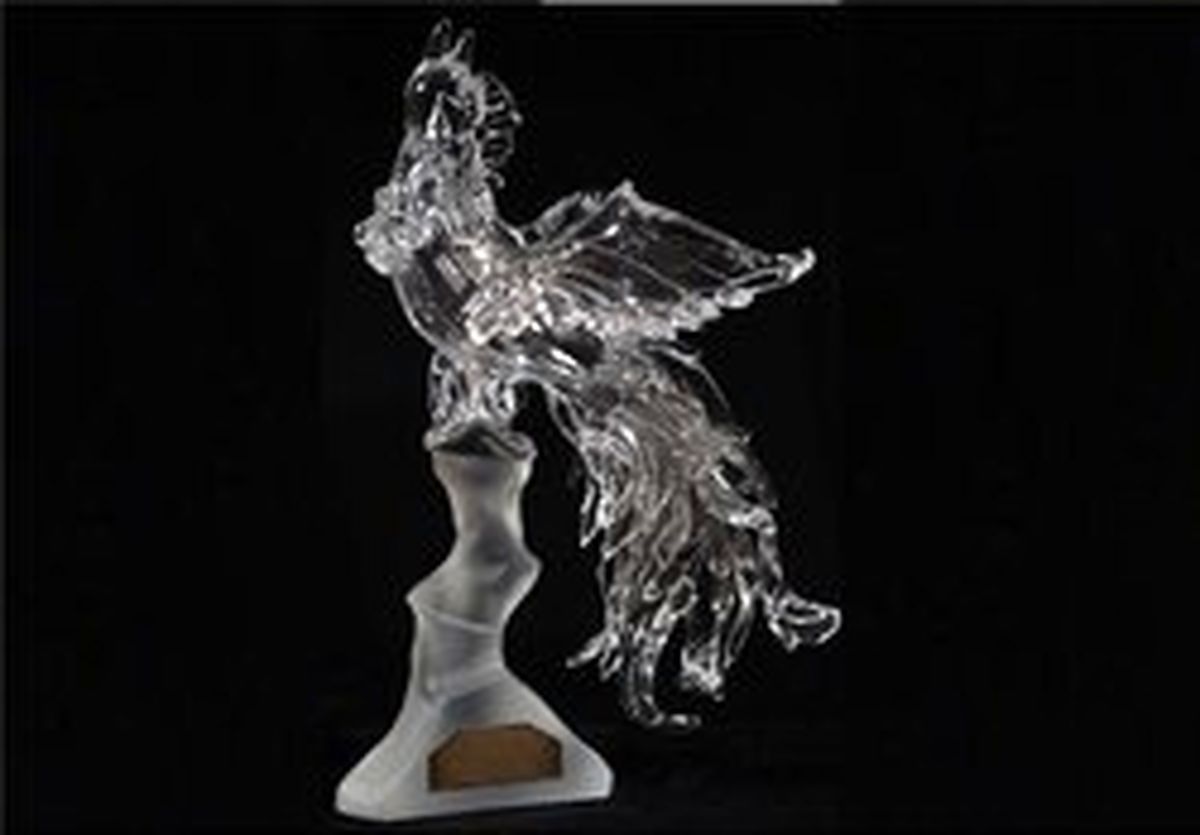 تندیس‌های جشنواره فیلم فجر حاشیه‌ساز شد