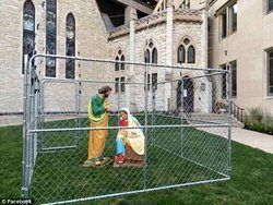 اعتراضی به سبک کلیسا علیه سیاست مهاجرتی ترامپ