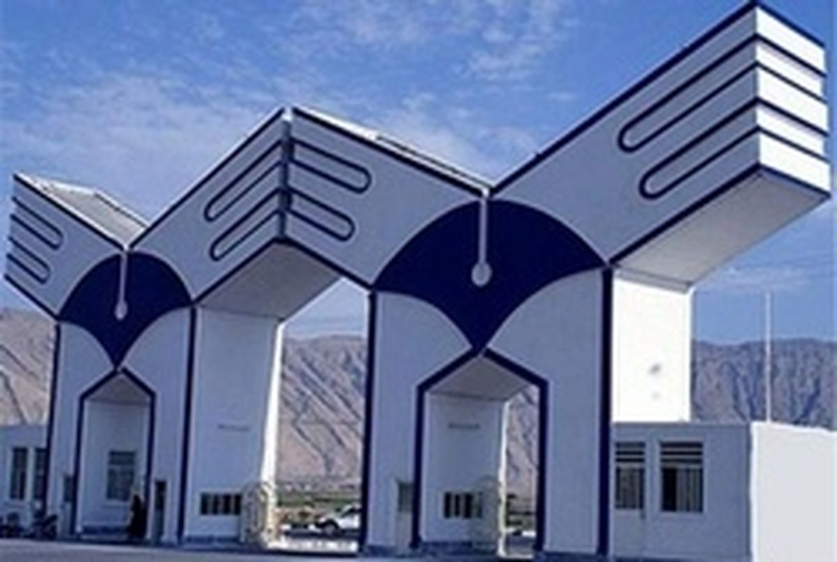 ماجرای زیر گرفتن چند دانشجو توسط خودروی مسئولان دانشگاه آزاد