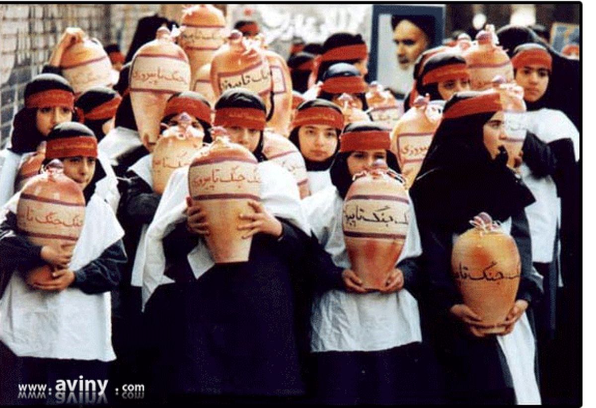 دلم می‌خواهد به جبهه بیایم ولی افسوس که خیلی کوچک هستم