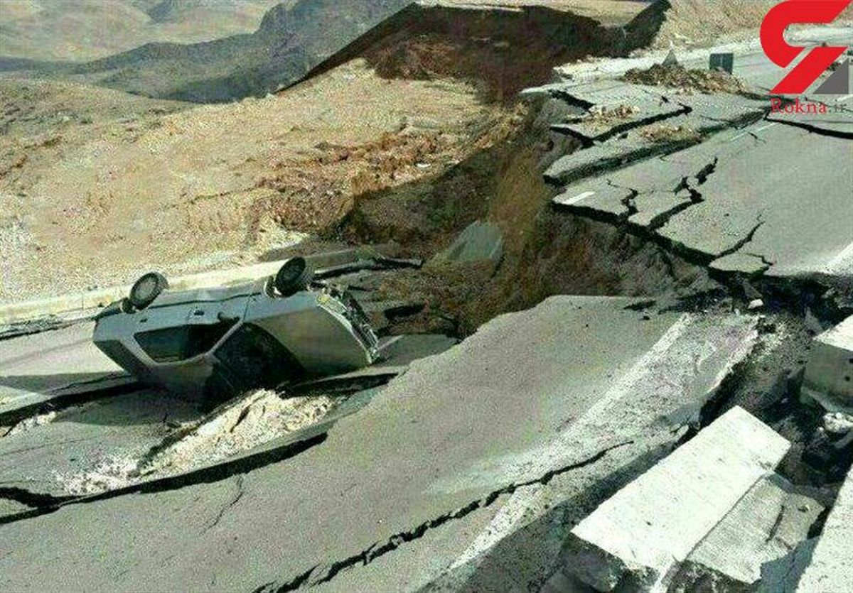 جاده نی‌ریز زیر چرخ‌های پژو ۲ متر فرو نشست! +عکس