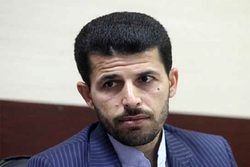 پاپی‌زاده: مدیران تنبل بر نهاد‌های اقتصادی کشور تکیه زده‌اند