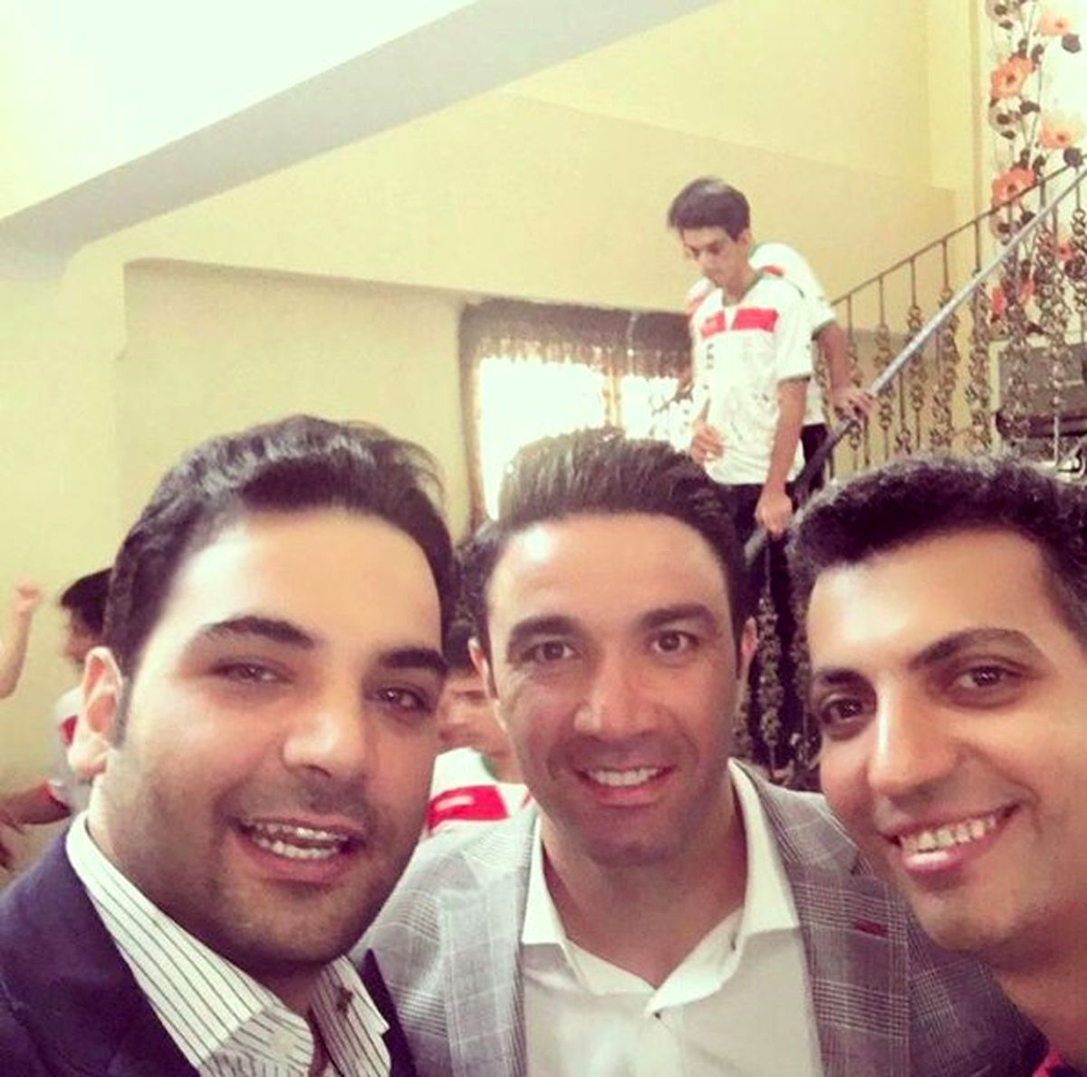 واکنش احسان علیخانی به خداحافظی نکونام +عکس