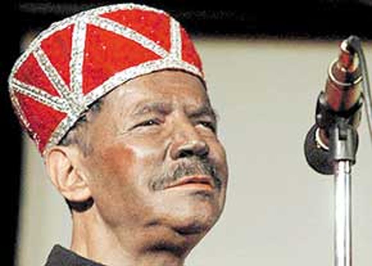 پیشکسوت سیاه‌بازی دربيمارستان بستری است + عکس