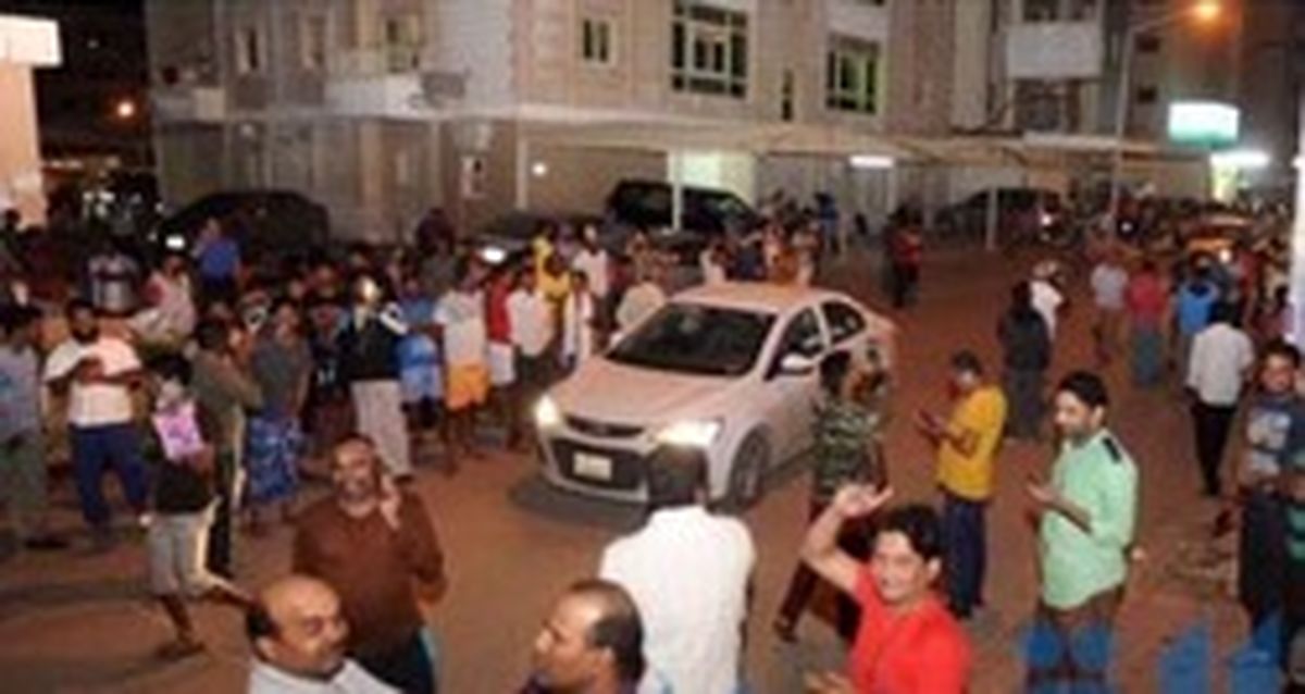 هجوم مردم کویت به خیابان‌ها پس از زلزله کرمانشاه +عکس