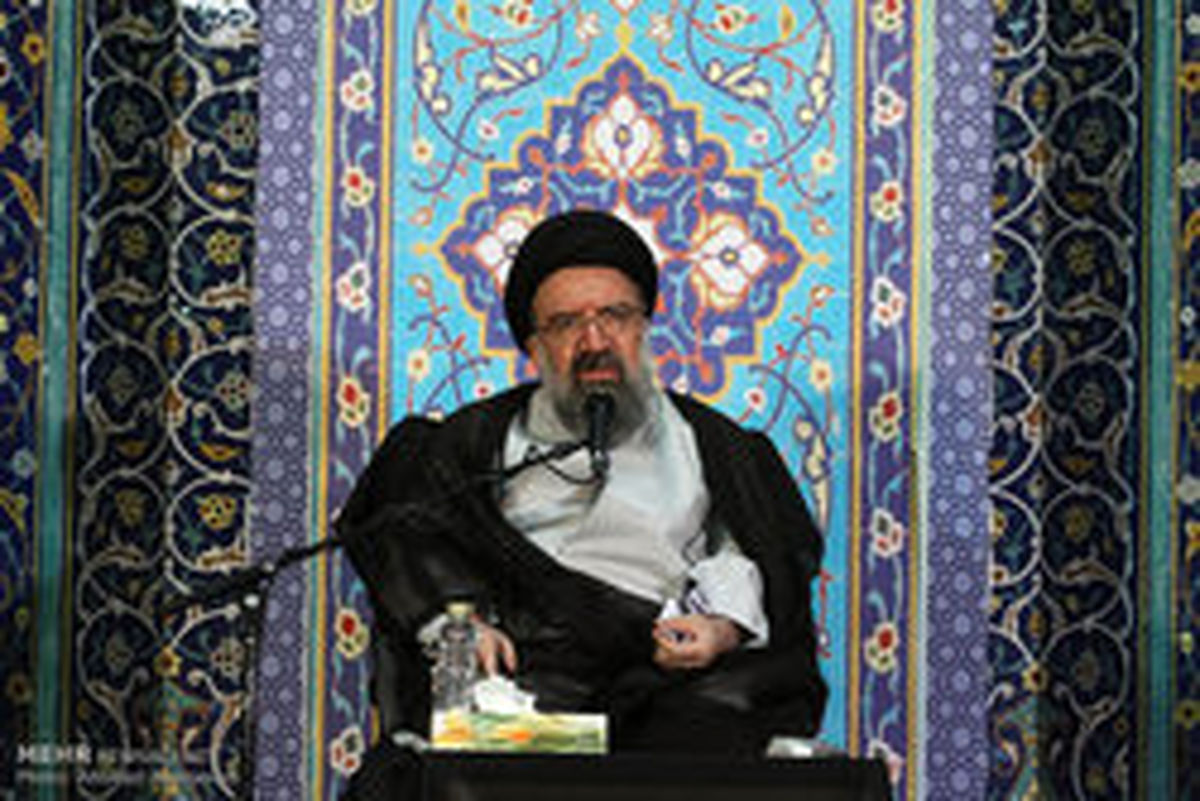 خاتمی:احمدی‌نژادلجن‌پراکنی می‌کند و اراجیف می‌گوید