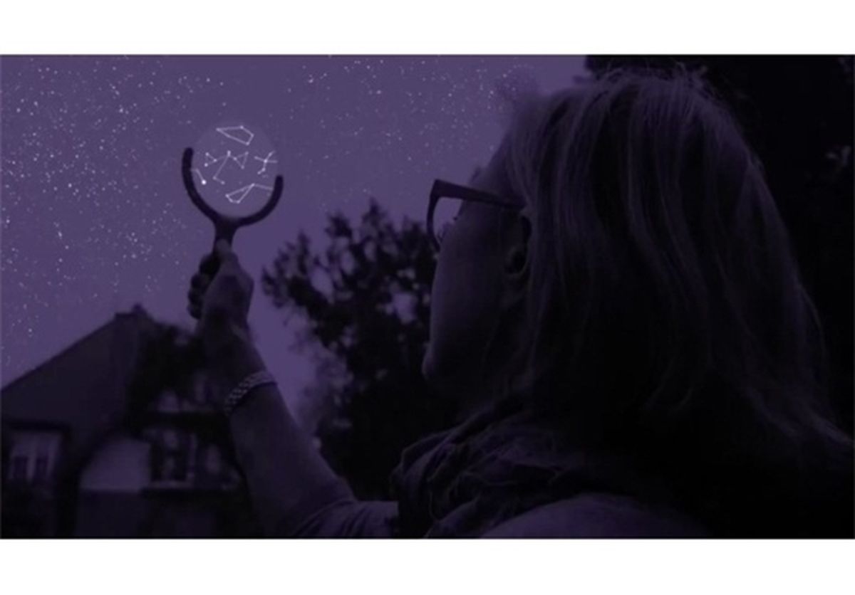 ذره‌بینی برای مشاهده صور فلکی/تصاویر