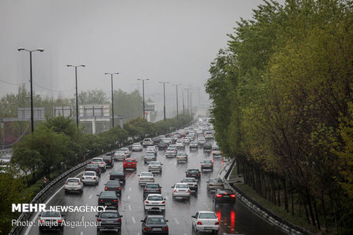 ترافیک نیمه‌سنگین در آزادراه تهران - کرج