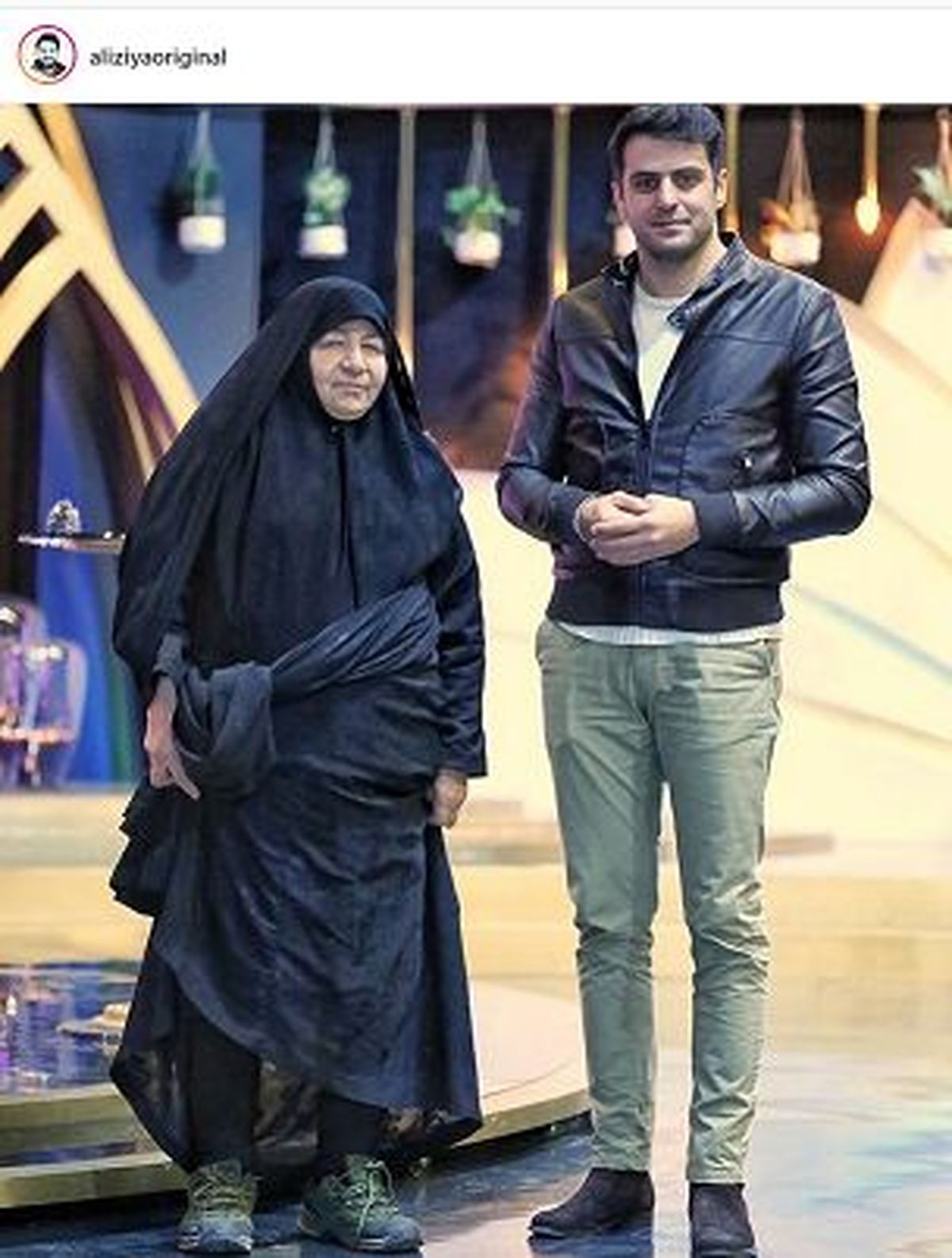 «علی ضیا» در کنار مادر شهید جنجالی فرمول یک +عکس