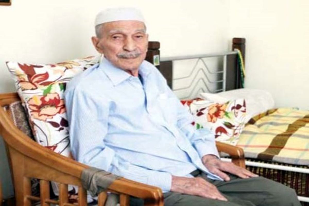 صاحب کوچکترین قهوه‌خانه ایران درگذشت +عکس