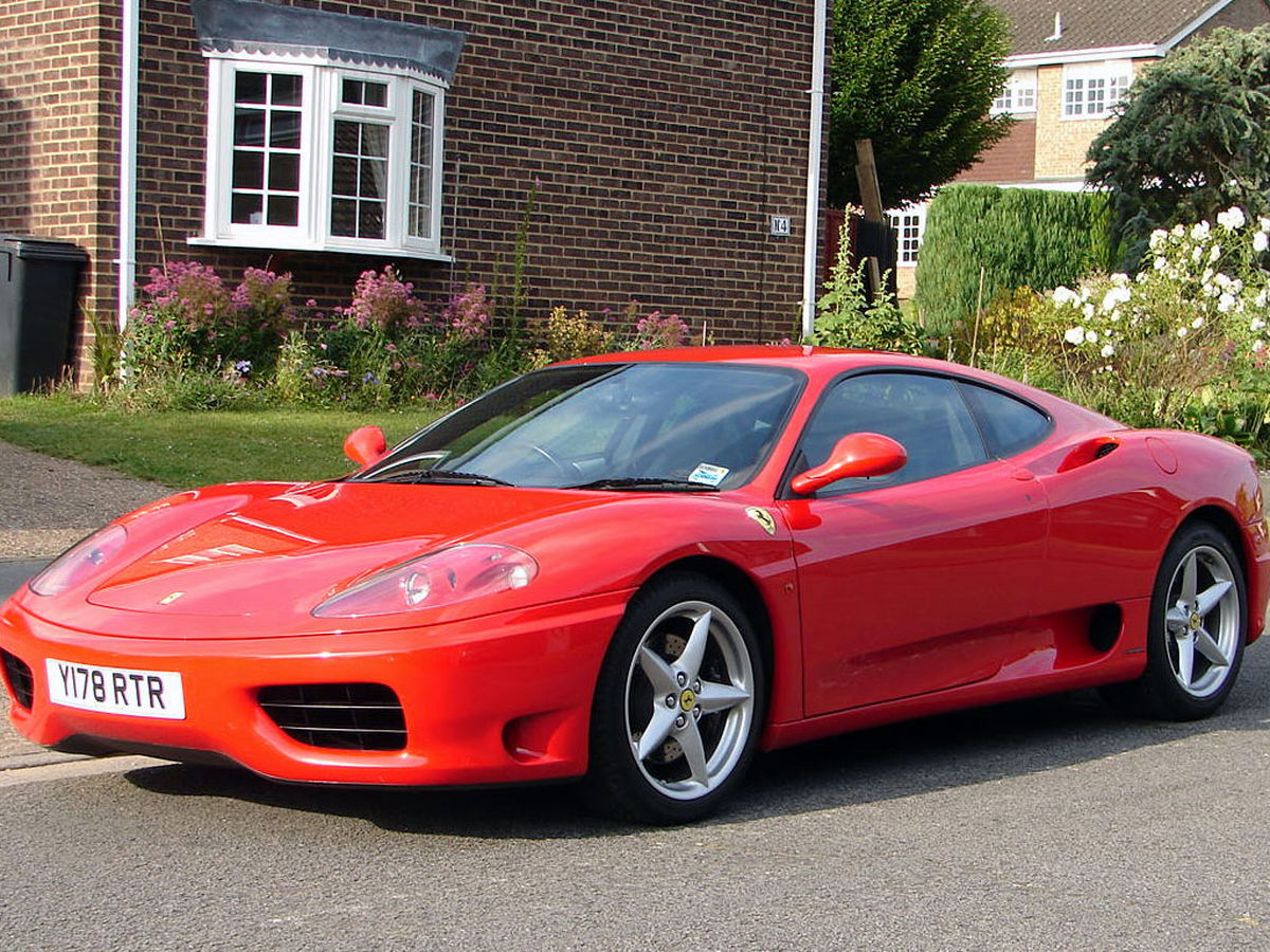 دیوید بکهام، یک خوره ماشین / عکس