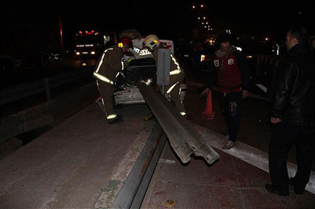 عبور گاردریل از وسط سمند + تصاویر