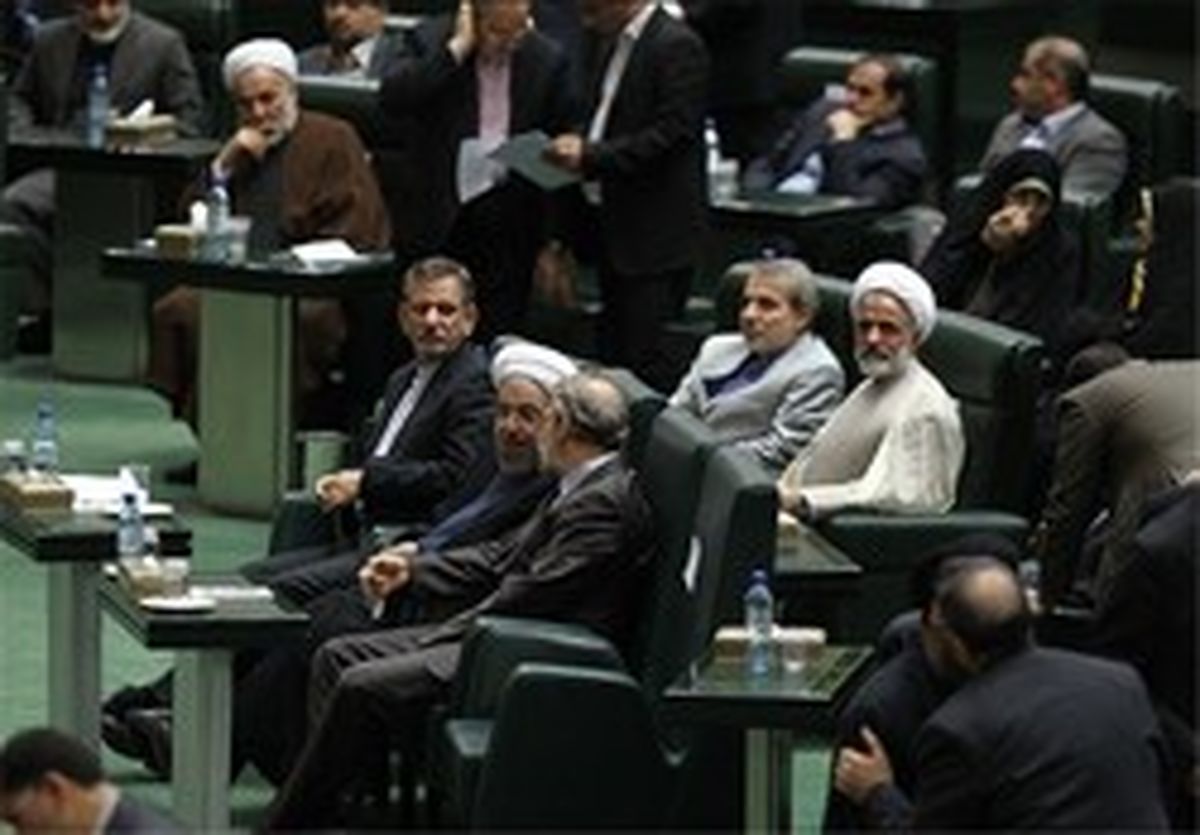 تذکر ۶۸ نماینده به روحانی درباره افزایش قیمت‌خودرو