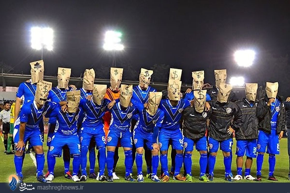 یکی از عجیبترین عکسهای فوتبالی/عکس