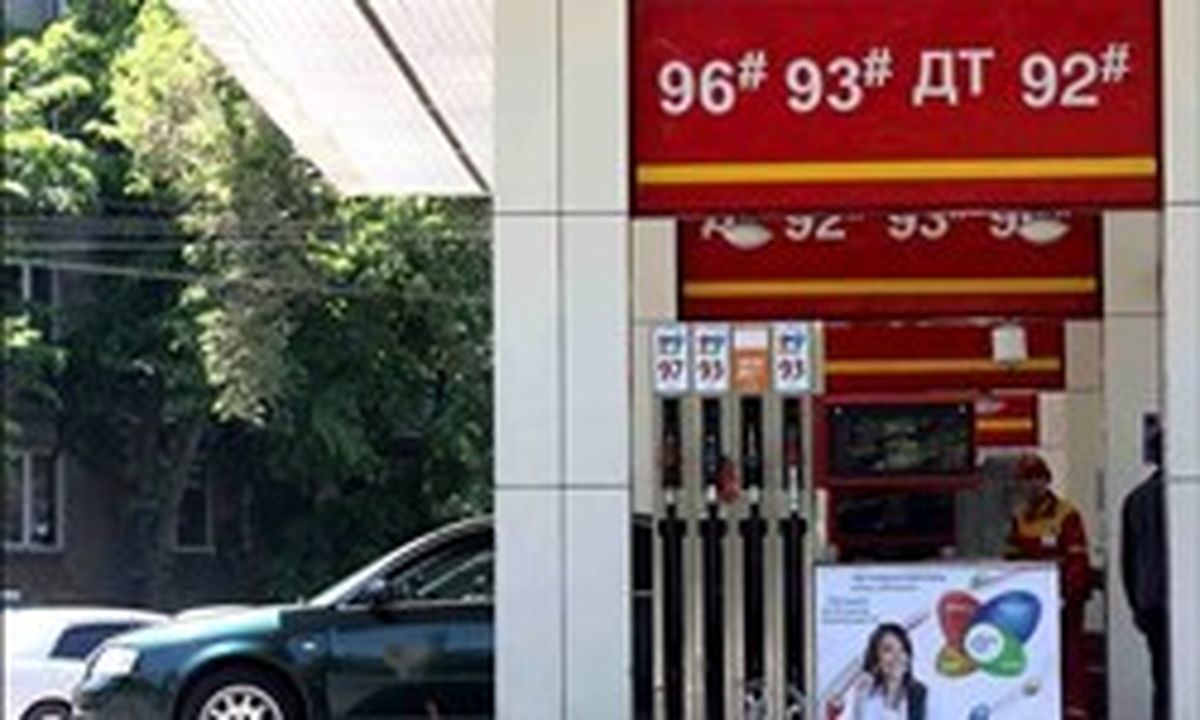 قزاقستان واردات بنزین از روسیه را ممنوع میکند
