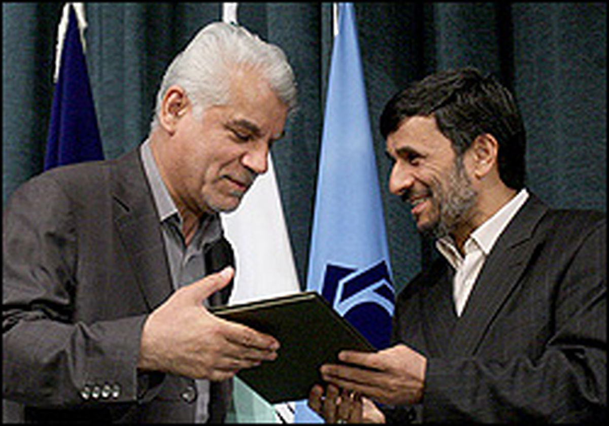 احتمال استعفای بهمنی قوت گرفت/ برداشت 87561887000000 ریالی دولت از حساب بانک ها