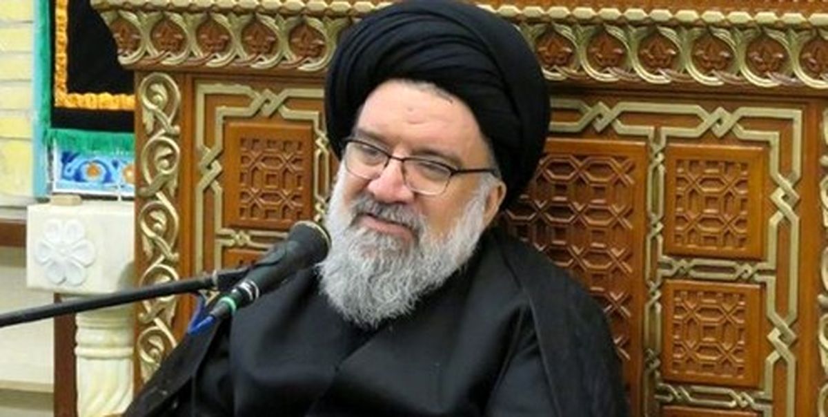 آیتالله خاتمی: به بازوان پرتوان نظامی نیروهای مسلح میبالیم