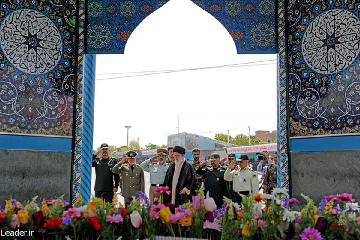 تصاویر/رهبرانقلابدردانشگاهامامحسین(ع)