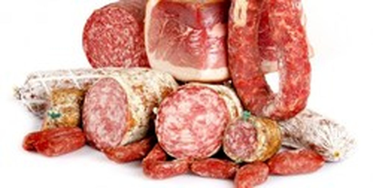 کشف کارگاه غیر مجاز سوسیس و کالباس خوک