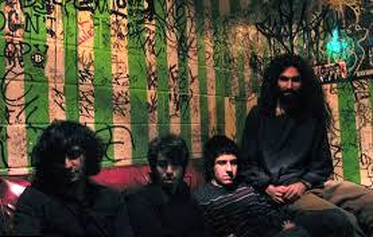 حواشي تدفين «سگ‌هاي زرد»؛ از پارتي‌بازي تا نحوه تعريف هنرمند!