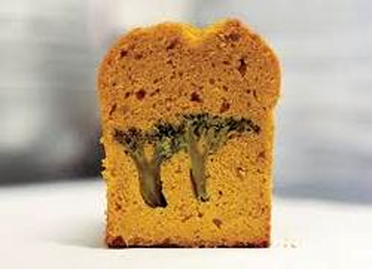 دستور پخت کاپ کیک بروکلی به صورت مرحله‌ای