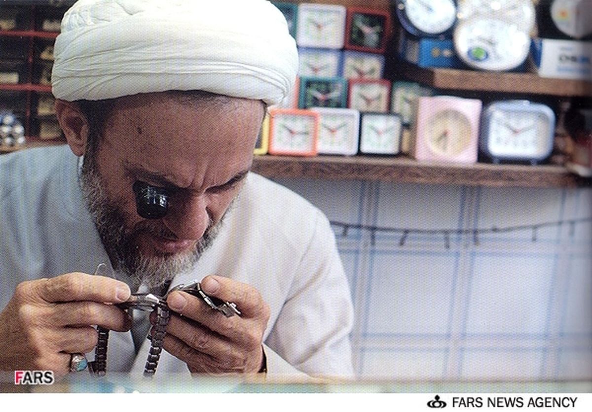 ساعت‌‌ فروشی روحانی/تصاویر